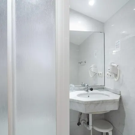 Nest Style Santiago Otel 3*