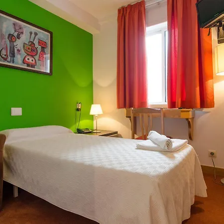 Otel Nest Style Santiago 3*